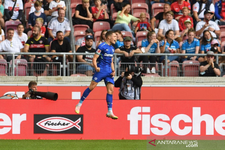 Liga Jerman: Leverkusen permalukan Stuttgart walau harus main dengan sepuluh pemain