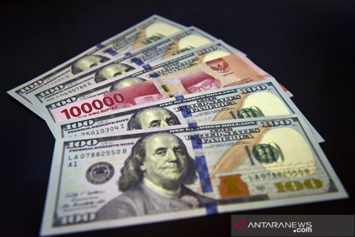 Rupiah Jumat pagi melemah 12 poin