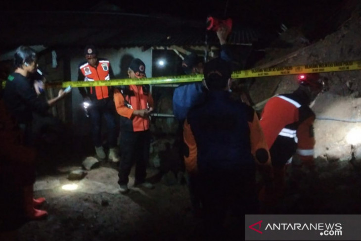Bencana longsor landa dua kacamatan di Cianjur