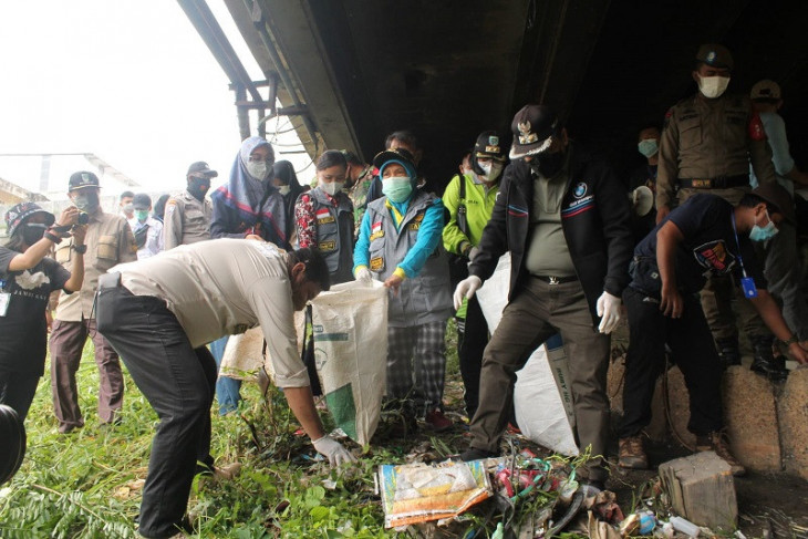 Aksi Pilah Sampah World Cleanup Day Jambi dorong warga bijak kelola sampah