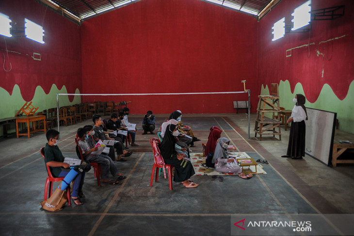 Pemberian materi untuk asesmen nasional 