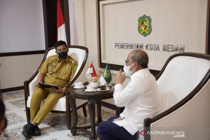Pemkot Medan dan Kadin gelar vaksinasi massal 25 September