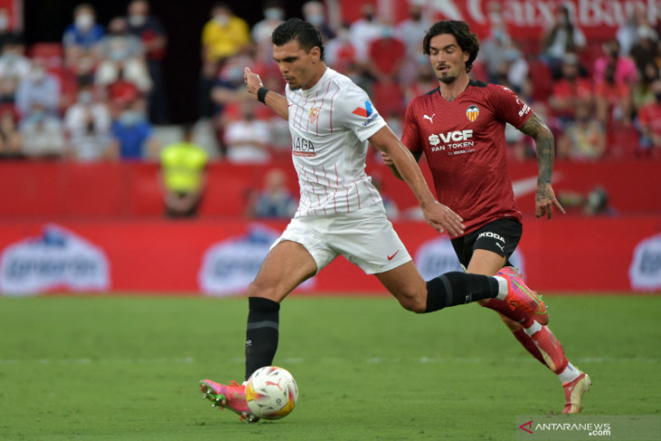 Sevilla tekuk Valencia dengan skor 3-1