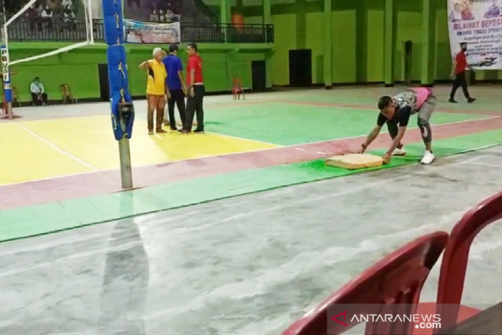 DPRD Kotim prihatin gedung bola voli bocor dikhawatirkan ganggu Porprov