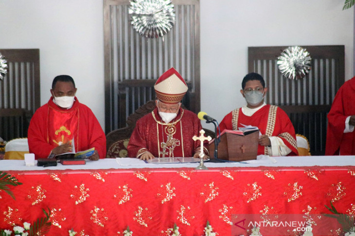 Uskup Agung Merauke umat Katolik tidak mau divaksin bisa berdosa