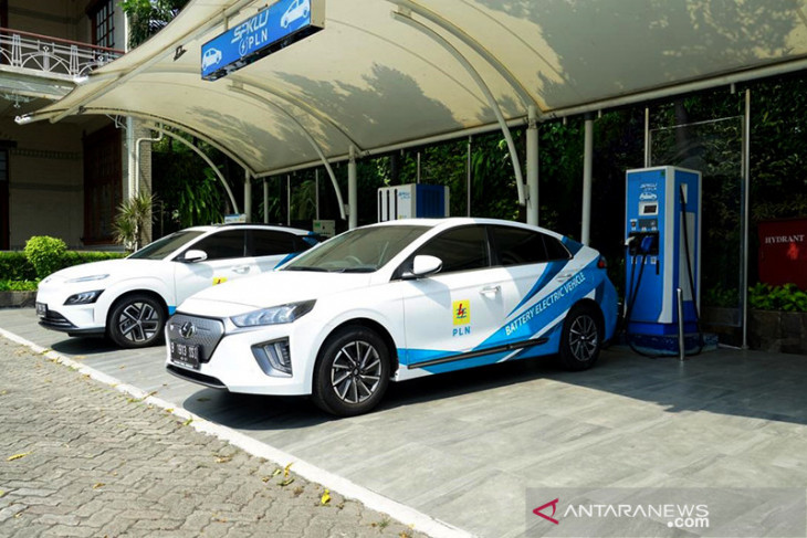 PLN target bangun 100 SPKLU begini peluang investasi stasiun pengisian kendaraan listrik
