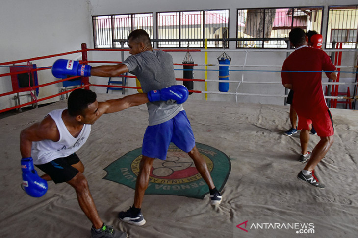 FOTO - Persiapan Petinju Maluku Jelang PON Papua, Jaga Tradisi Medali Emas