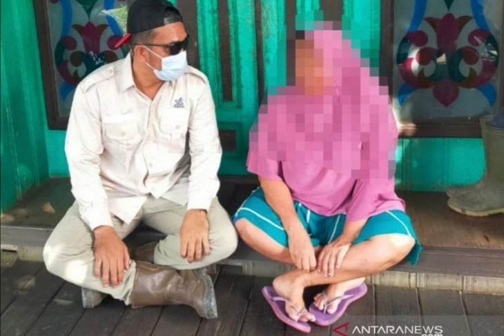 Jual sabu ke karyawan perusahaan sawit ibu rumah tangga di Tapin ditangkap polisi