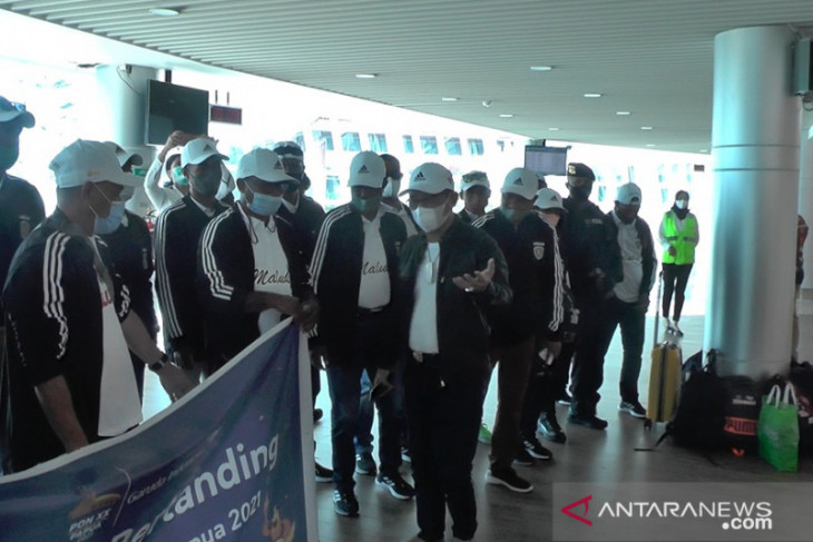 Wagub pimpin kontingen terakhir Maluku menuju Papua raih prestasi