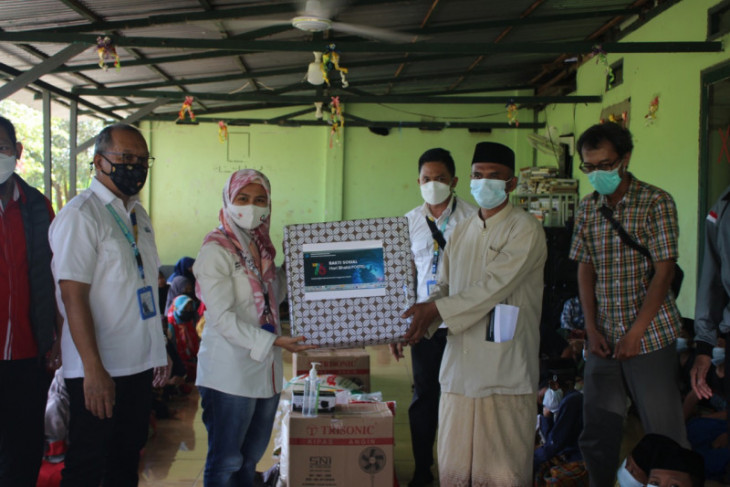 Telkom Kalbar ikut baksos peringatan Hari Bhakti Postel ke 76