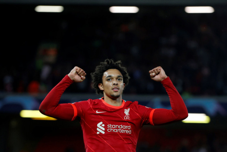 Alexander-Arnold diragukan tampil melawan Man City pekan ini
