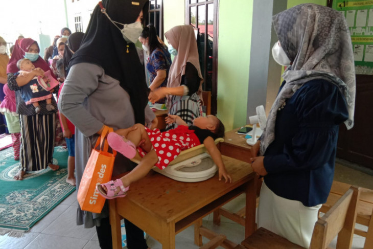 TPI-fostered posyandu keeps providing nutrition for infants, toddlers