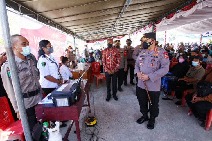 Kapolri minta vaksinasi di Papua ditingkatkan dukung pelaksanaan PON