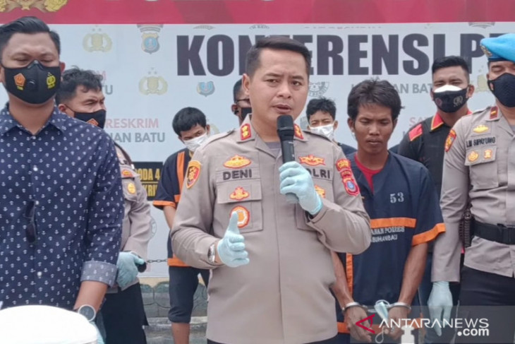 Ayah nodai putri selama 3 tahun di Labuhanbatu Selatan, terungkap saat curhat ke teman