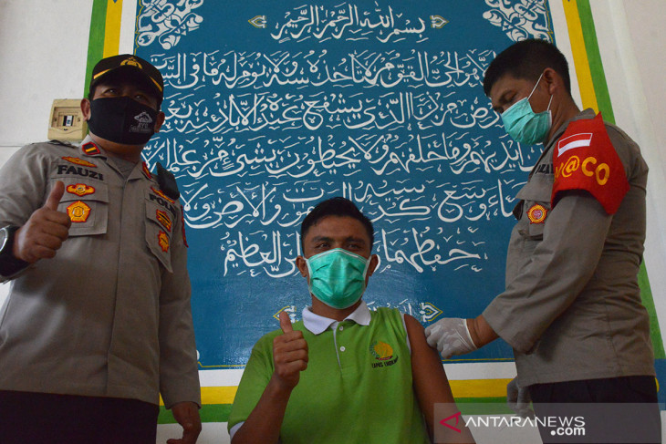 Antusias Warga Binaan Vaksinasi di Lapas Aceh Besar