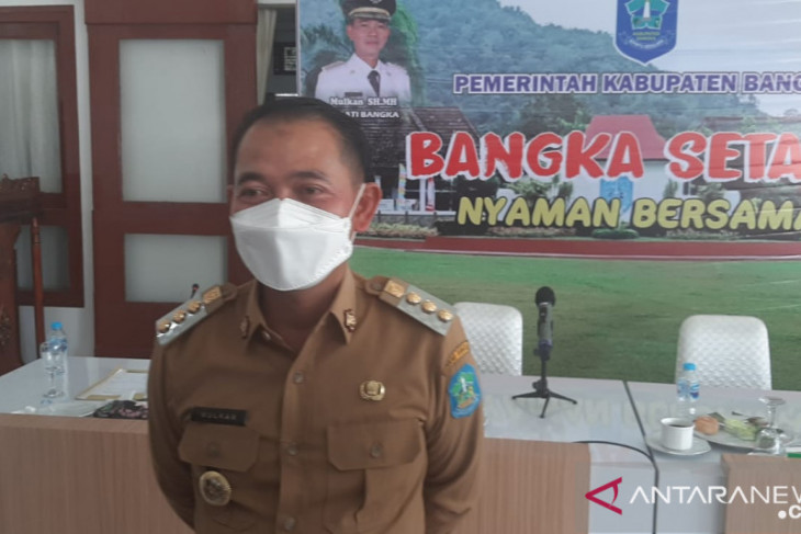 Bupati Bangka mendorong pokdarwis maksimalkan pengelolaan objek wisata