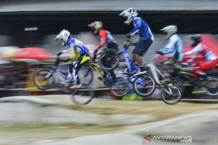 Kejuaraan BMX jaring pembalap berprestasi 