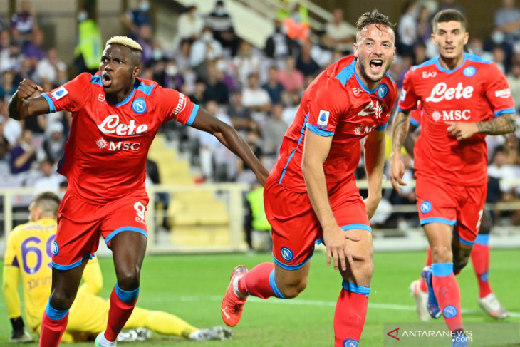 Napoli pertahankan laju 100 persen usai tekuk Fiorentina