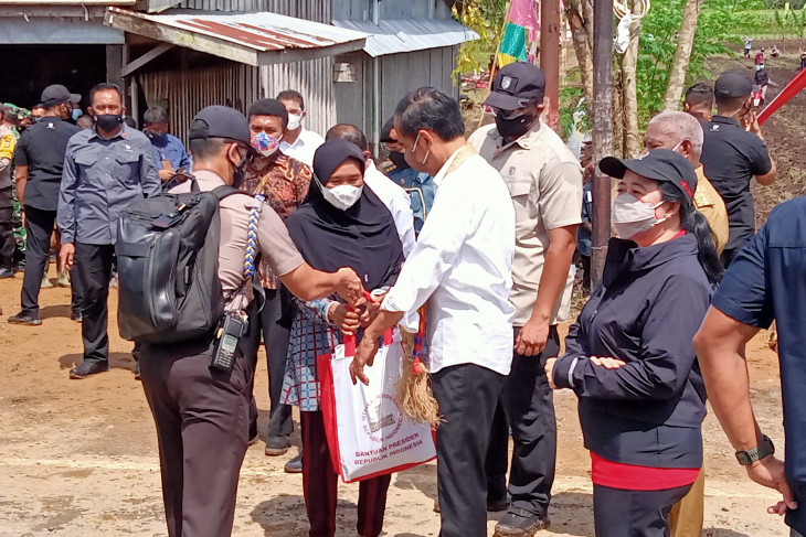 Presiden minta Provinsi Papua Barat percepat vaksinasi
