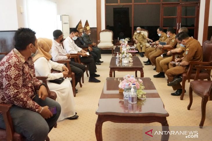Bupati terima audiensi DPC PMS Kabupaten Asahan.