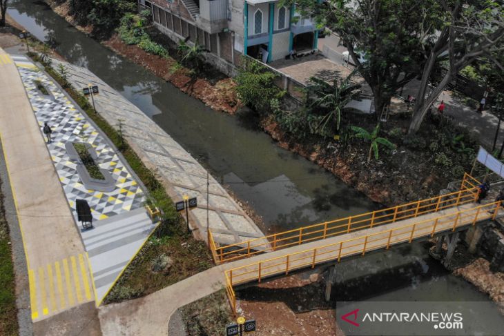 Penataan bantaran sungai di Bandung 