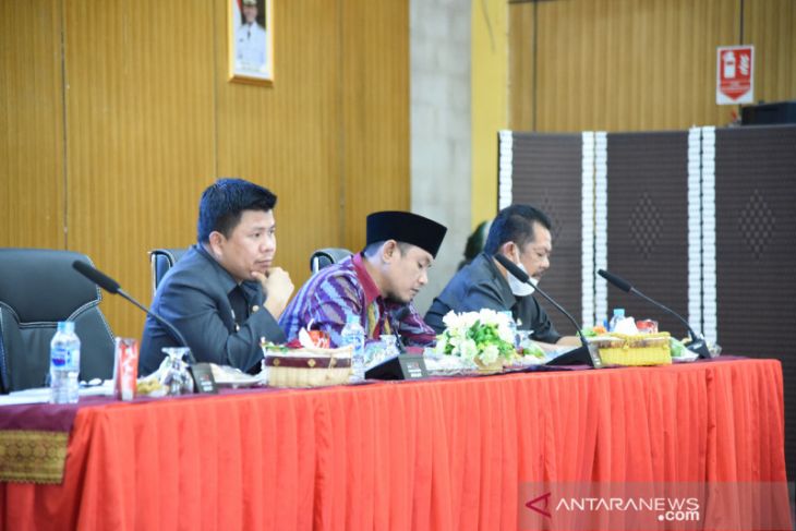 Bupati Sambas : OPD harus berani buat terobosan untuk penyerapan anggaran