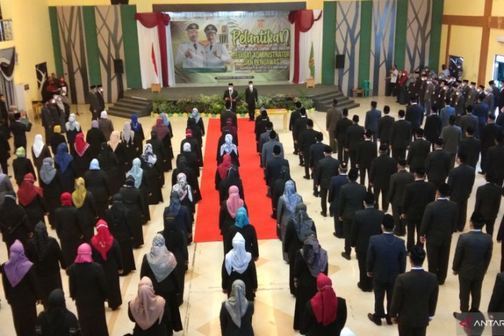 Jadi pejabat jangan hanya motivasi naik pangkat dan mengejar tunjangan