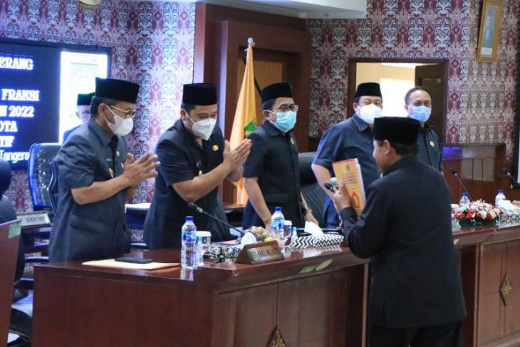 Raperda Sistem Layanan Rujukan Terpadu diharapkan atasi kemiskinan