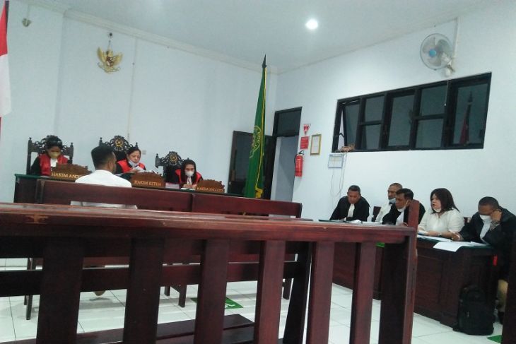 Terdakwa penipuan ngotot guntingan kertas uang asli puluhan miliar kok bisa
