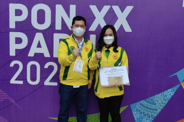 PON Papua - Chelsie Monica sumbang medali emas kedua dari catur cepat