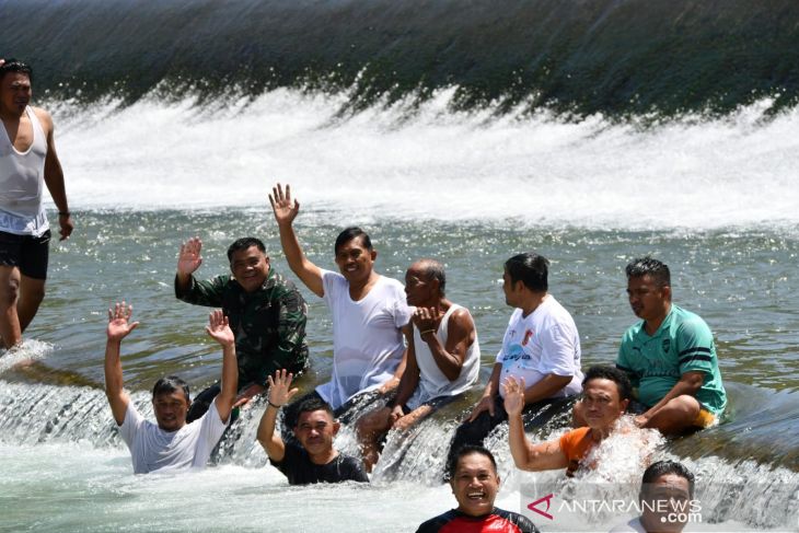 Bupati sebut ritual mandi Safar jadi andalan wisata budaya Gorontalo Utara