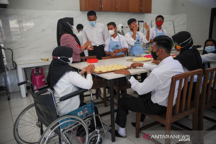 Pelatihan keterampilan bagi disabilitas