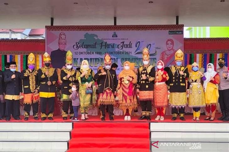 Upacara HUT Simeulue diwarnai penampilan nandong