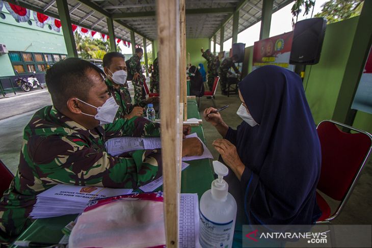 Penyaluran Bantuan PKL Warung Di Banjarmasin