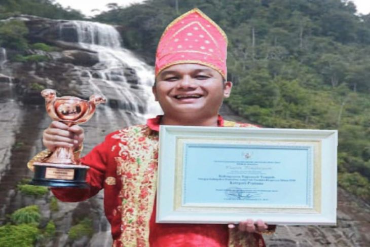 Pertama kali Pemkab Tapteng raih Anugerah Parahita Ekapraya