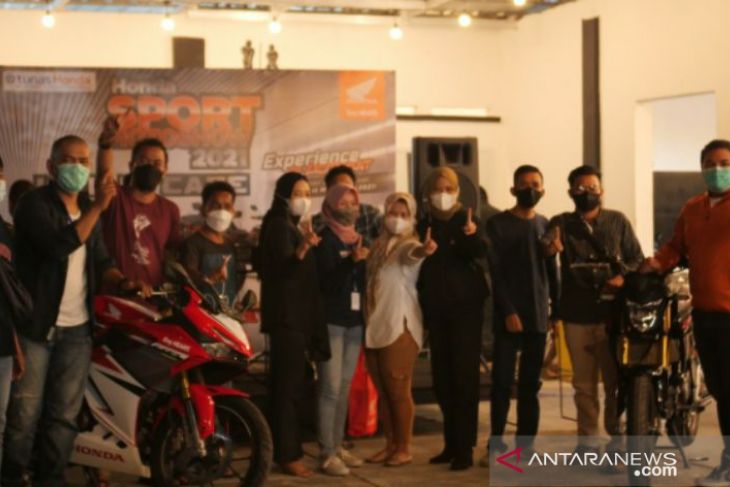 ASP ajak jurnalis bedah teknologi Honda Sport CB150R dan CBR150R
