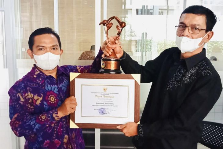 Pemko Sabang terima penghargaan kota layak anak