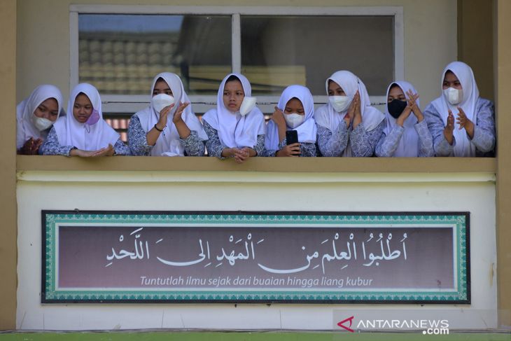 DRAMA HARI KESEHATAN MENTAL SEDUNIA DI TENGAH PANDEMI COVID-19