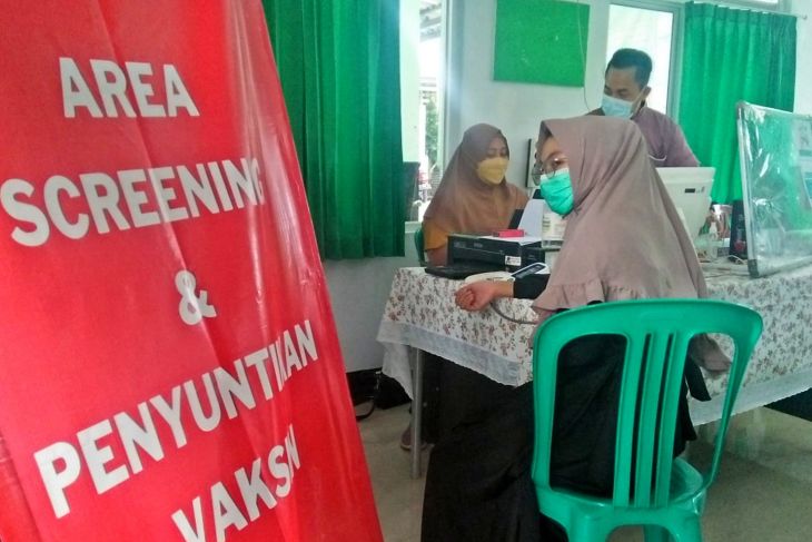 Puskesmas Singandaru Kota Serang Targetkan 100 Dosis Vaksin Perhari