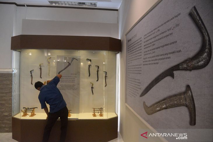 MUSEUM ACEH GELAR PAMERAN  SENJATA TRADISIONAL DI TENGAH PANDEMI