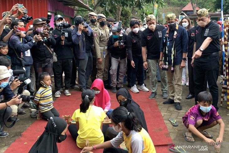 Menteri Sandiaga: Anak masuk tempat wisata harus sesuai diskresi pemda