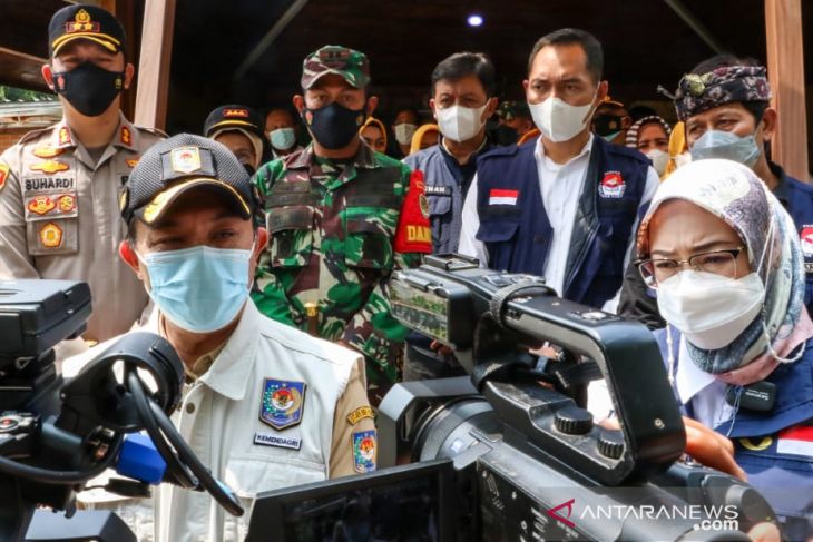 Kemendagri tinjau pilkades 170 desa di Purwakarta terapkan prokes