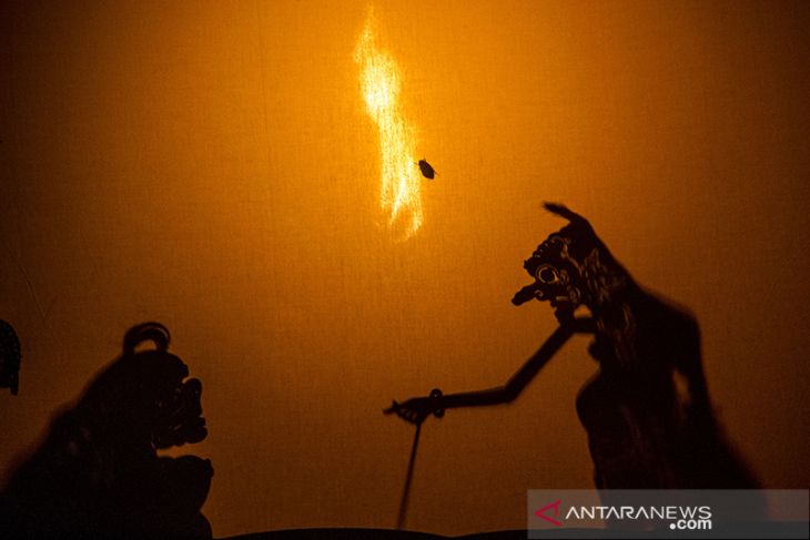 Pertunjukan Wayang Sampir