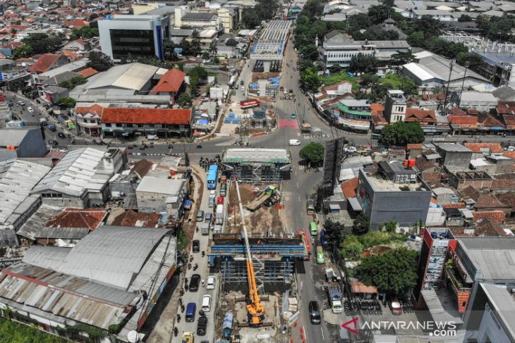 Pembangunan jembatan layang di Bandung 