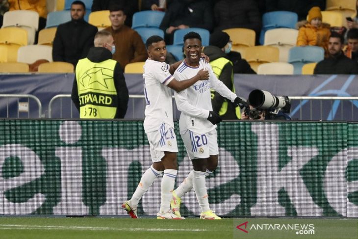 Real Madrid berondong gawang Shakhtar Donetsk lima gol