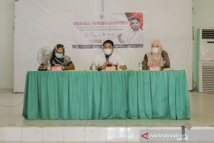 Hj Ananda : jadi perempuan harus berdaya bukan diperdayakan