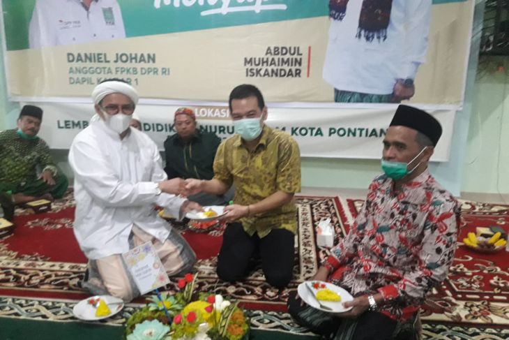 PKB siap kawal realisasi dana abadi untuk pesantren