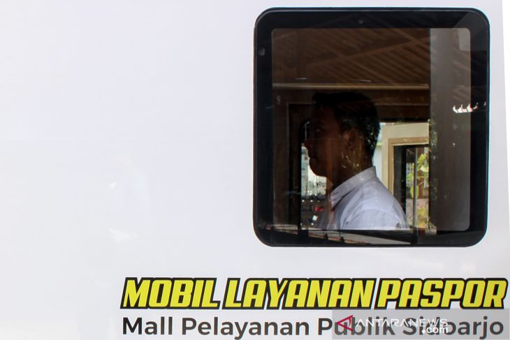 Mobil Layanan Paspor di Sidoarjo