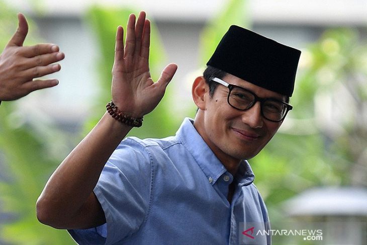 Sadiaga Uno: Vaksinasi dan prokes kunci pulihnya pariwisata