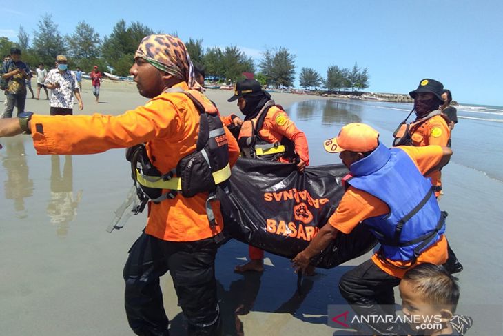 Satu korban tenggelam di Pantai Sungai Hitam ditemukan dekat Pulau Tikus